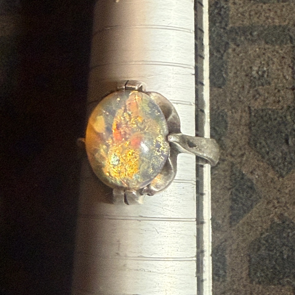 VINTAGE STERLING SILVER OPAL RING 6.5 - Picture 2 of 9